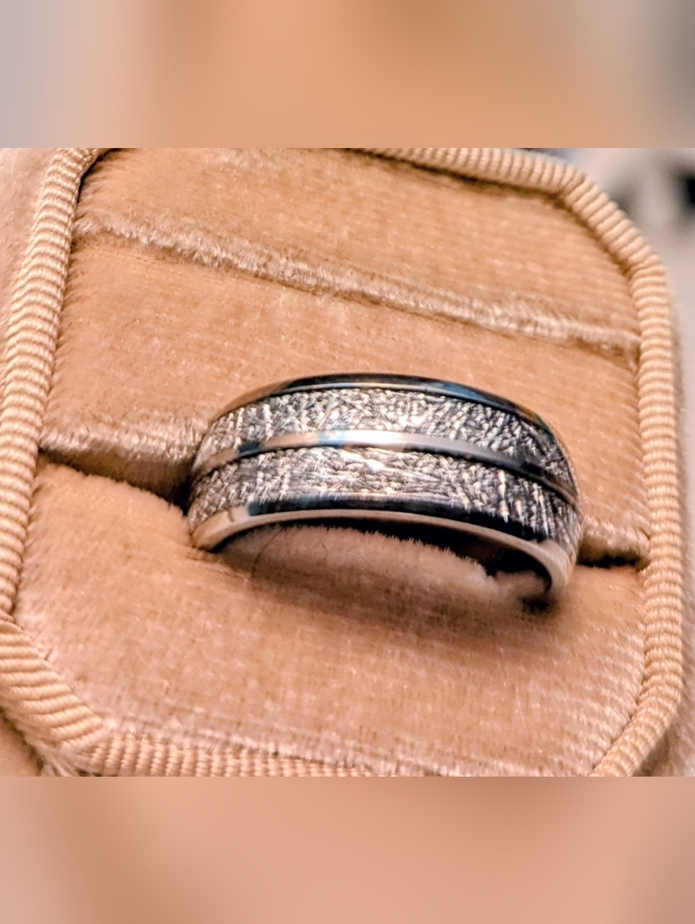 Silver Titanium Meteorite Domed Ring Band Size 9